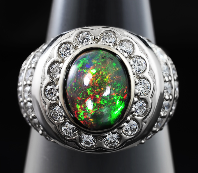Серебряное кольцо с роскошным эфиопским черным опалом 1,5 карат