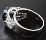 Эффектное серебряное кольцо со звездчатым сапфиром Серебро 925