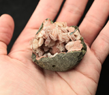 Очень редкий минерал! Жеода розового эпистильбита 80 грамм 