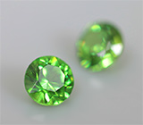 Пара уральских демантоидов 0,38 карат 