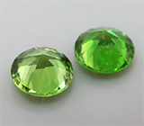 Пара уральских демантоидов 0,8 карат 