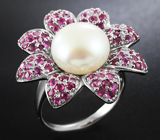 Серебряное кольцо-цветок с жемчужиной и пурпурными сапфирами Серебро 925