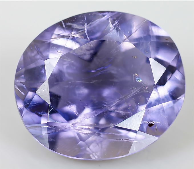 Иолит 1,65 карат