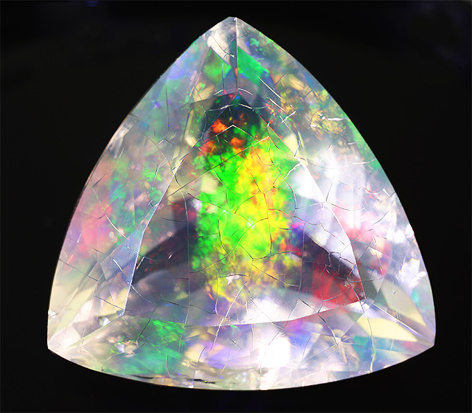 Эксклюзив! Крупный ограненный кристаллический Welo опал 18,83 карат