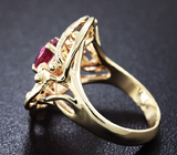 Ажурное золотое кольцо с рубином и бриллиантами Золото