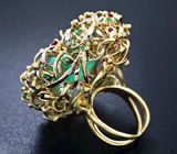 Эксклюзив! Массивное золотое кольцо с уральским изумрудом 39,85 карат и самоцветами Золото