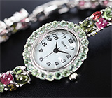 Часы с зелеными сапфирами на серебряном браслете с разноцветными турмалинами Серебро 925
