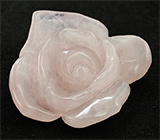 Миниатюра «Роза» из цельного розового кварца 85,35 карат 