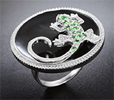 Крупное серебряное кольцо «Ящерка» с цаворитами гранатами и черной эмалью Серебро 925