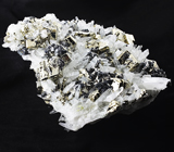 Друза кристаллов кварца и пирита 2492 грамм 