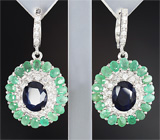 Серебряный комплект с насыщенно-синими сапфирами и изумрудами Серебро 925