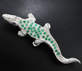 Серебряная брошь «Крокодил» с изумрудами и синими сапфирами Серебро 925