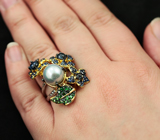 Серебряное кольцо с жемчугом, синими сапфирами и цаворитами Серебро 925