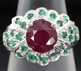 Серебряное кольцо с рубином и изумрудами Серебро 925