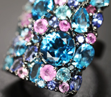 Серебряное кольцо с голубыми топазами, танзанитами и розовыми сапфирами Серебро 925