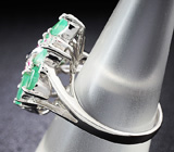 Эффектное серебряное кольцо с изумрудами и пурпурными сапфирами Серебро 925