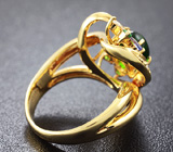 Золотое кольцо с зеленым турмалином, диопсидами, танзанитами и бриллиантами Золото