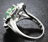 Прелестное серебряное кольцо с цаворитами Серебро 925