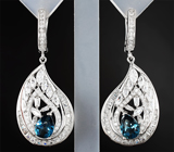 Замечательные серебряные серьги с насыщенно-синими топазами Серебро 925
