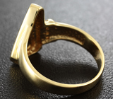 Золотое кольцо с австралийским дублет опалом и бриллиантами Золото