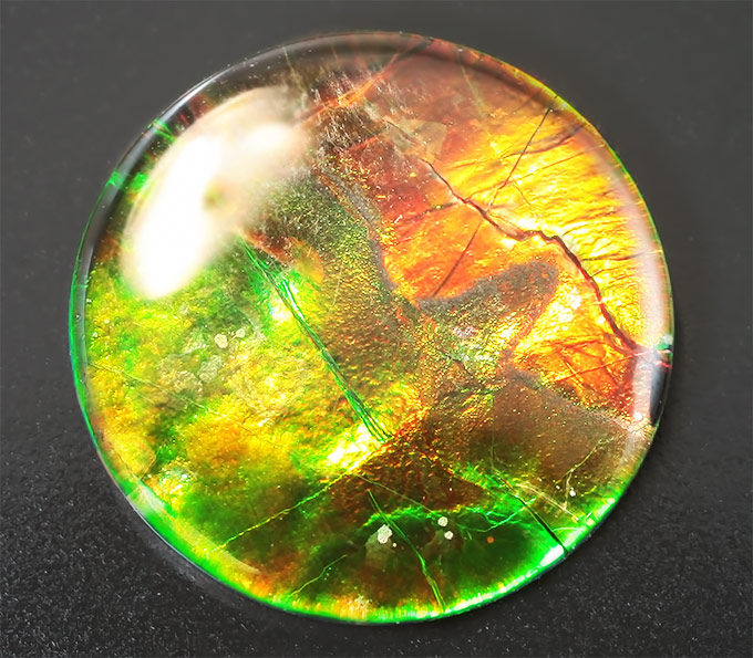 Аммолит аммонита 2,77 карат