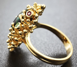 Золотое кольцо с эфиопским черным опалом 3,04 карат, рубинами, цаворитами и бриллиантами Золото