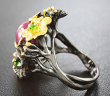 Серебряное кольцо с рубином, цаворитами и сапфирами Серебро 925