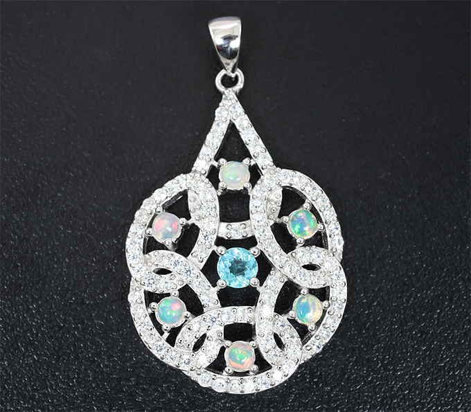 Изысканный серебряный кулон с апатитом и эфиопскими опалами
