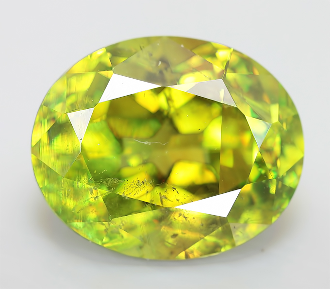 Крупный сфен 4,3 карат