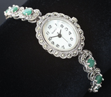 Часы с марказитами на серебряном браслете с изумрудами Серебро 925
