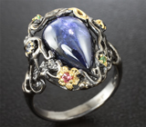 Серебряное кольцо со звездчатым, разноцветными сапфирами и цаворитами Серебро 925
