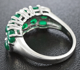 Стильное серебряное кольцо с зелеными агатами Серебро 925