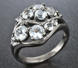 Черненое серебряное кольцо с бесцветными топазами Серебро 925