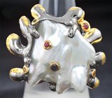 Серебряное кольцо с жемчужиной и разноцветными сапфирами Серебро 925