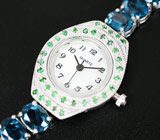 Часы с цаворитами на серебряном браслете с насыщенно-синими топазами Серебро 925