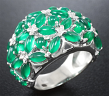 Замечательное cеребряное кольцо с зелеными агатами Серебро 925