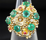 Авторское золотое кольцо с превосходными изумрудами массой 4,56 карат, сапфирами и бриллиантами Золото