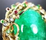 Золотое кольцо с крупным кабошоном уральского изумруда 42+ карат, бриллиантами и рубинами Золото