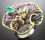 Серебряное кольцо с изумрудом, разноцветными турмалинами, рубинами и цаворитами Серебро 925