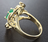 Авторское золотое кольцо с изумрудом и бриллиантами Золото