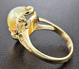Кольцо с кристаллическим Welo опалом Золото