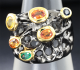 Серебряное кольцо с разноцветными сапфирами и изумрудом Серебро 925