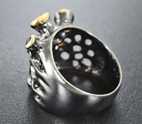 Серебряное кольцо с разноцветными сапфирами и изумрудом Серебро 925