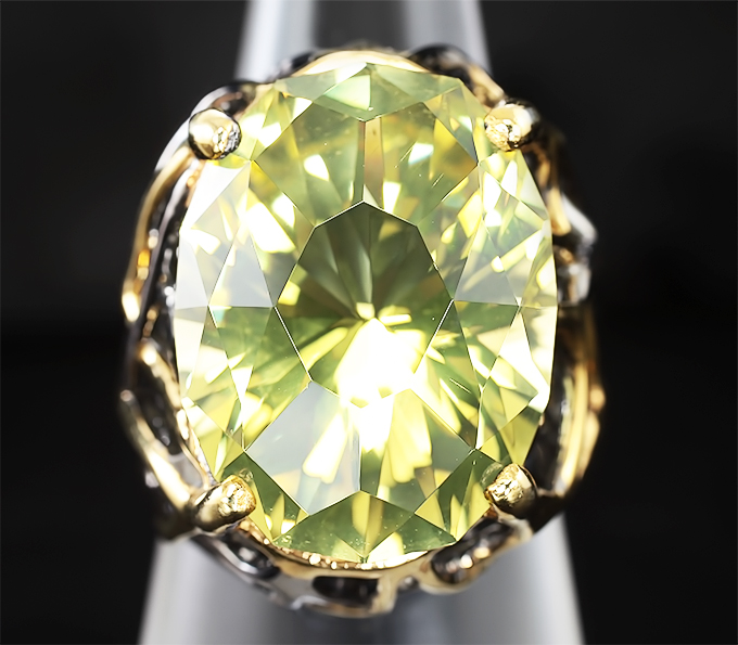 Серебряное кольцо с лимонным цитрином