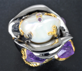 Серебряное кольцо c жемчужиной барокко и аметистами Серебро 925