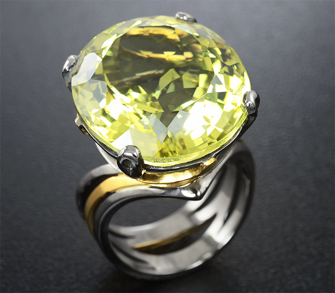 Серебряное кольцо с лимонным цитрином