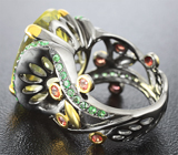 Серебряное кольцо с лимонным цитрином, цаворитами и оранжевыми сапфирами Серебро 925