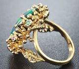 Авторское золотое кольцо с кристаллическим черным опалом, рубинами, изумрудами и бриллиантами Золото