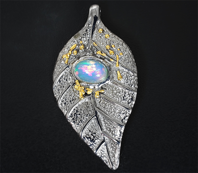 Серебряный кулон с эфиопским опалом