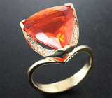 Золотое кольцо с кристаллическим опалом 3,4 карат и бриллиантами Золото